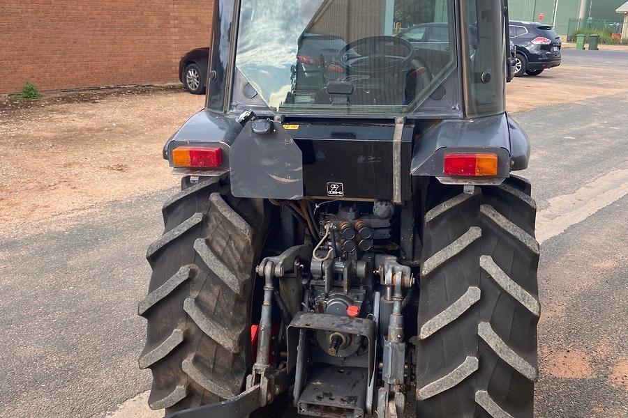 2015 Kubota M8540 Narrow 13