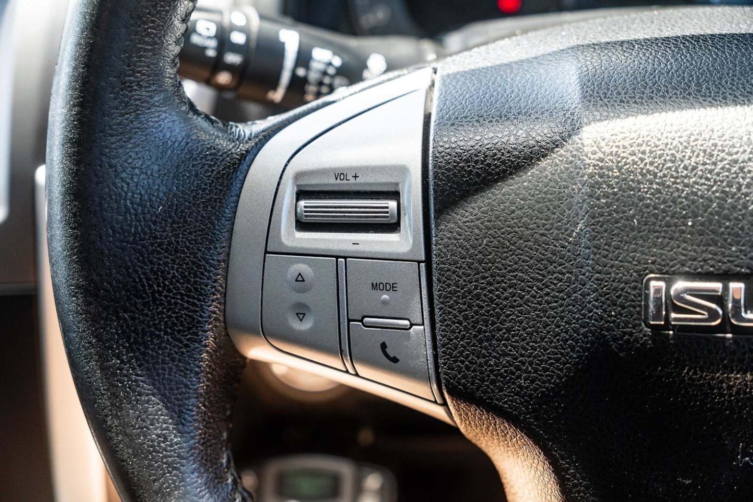 2014 Isuzu MU-X LS-T Auto 4x4 22