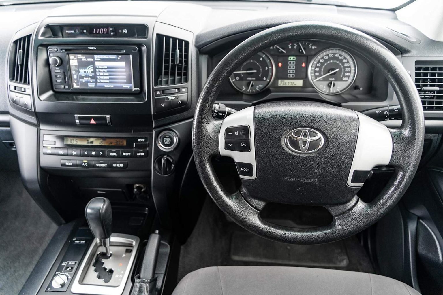 2015 Toyota Landcruiser GXL Auto 4x4 MY13 17
