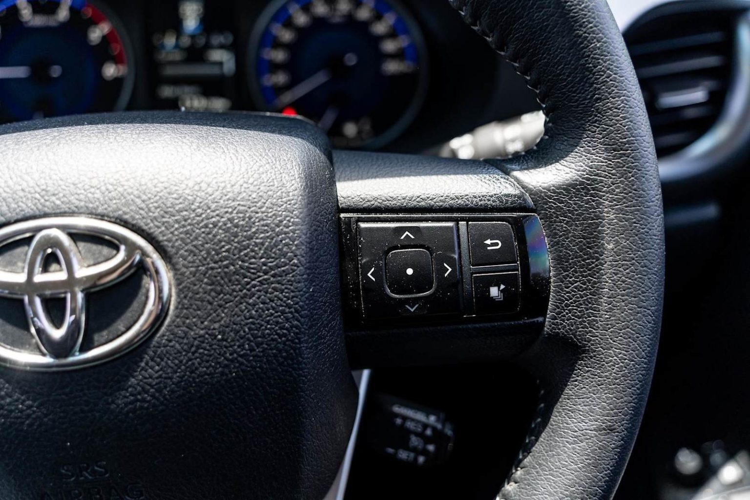 2018 Toyota Hilux SR5 Auto 4x4 Double Cab 18