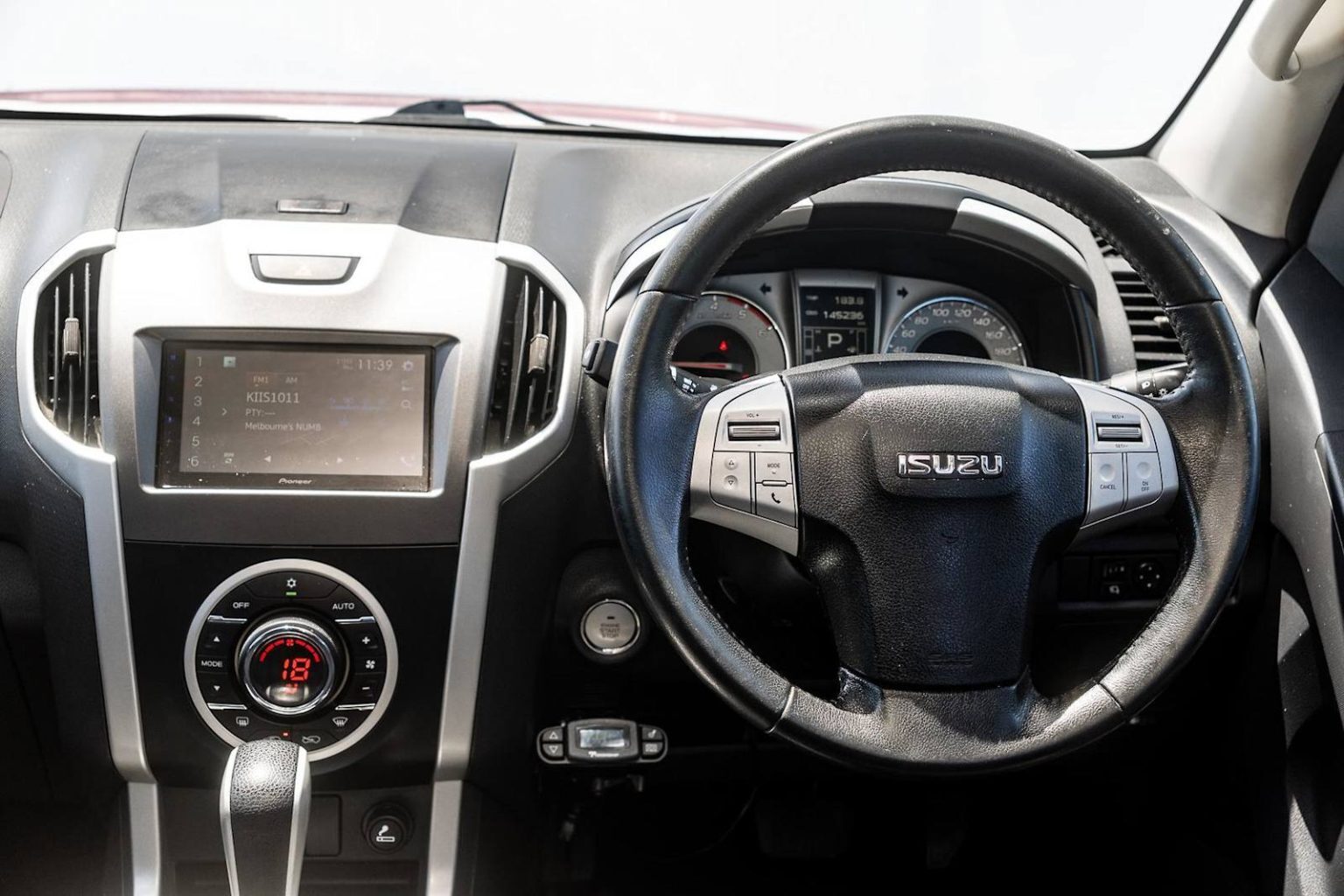 2014 Isuzu MU-X LS-T Auto 4x4 21