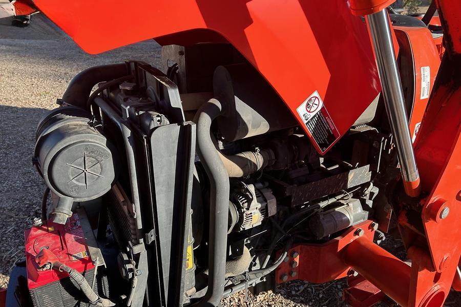 2011 Kubota MX5100 Tractor with Loader 10
