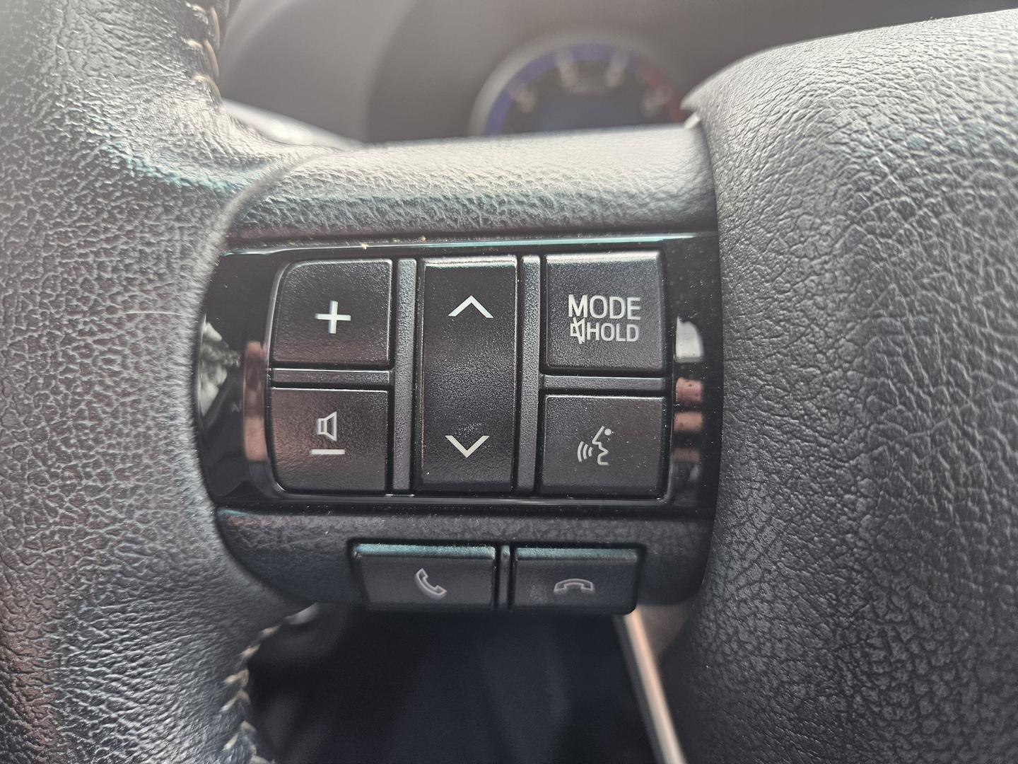 2017 Toyota Hilux SR5 Auto 4x4 Double Cab 10