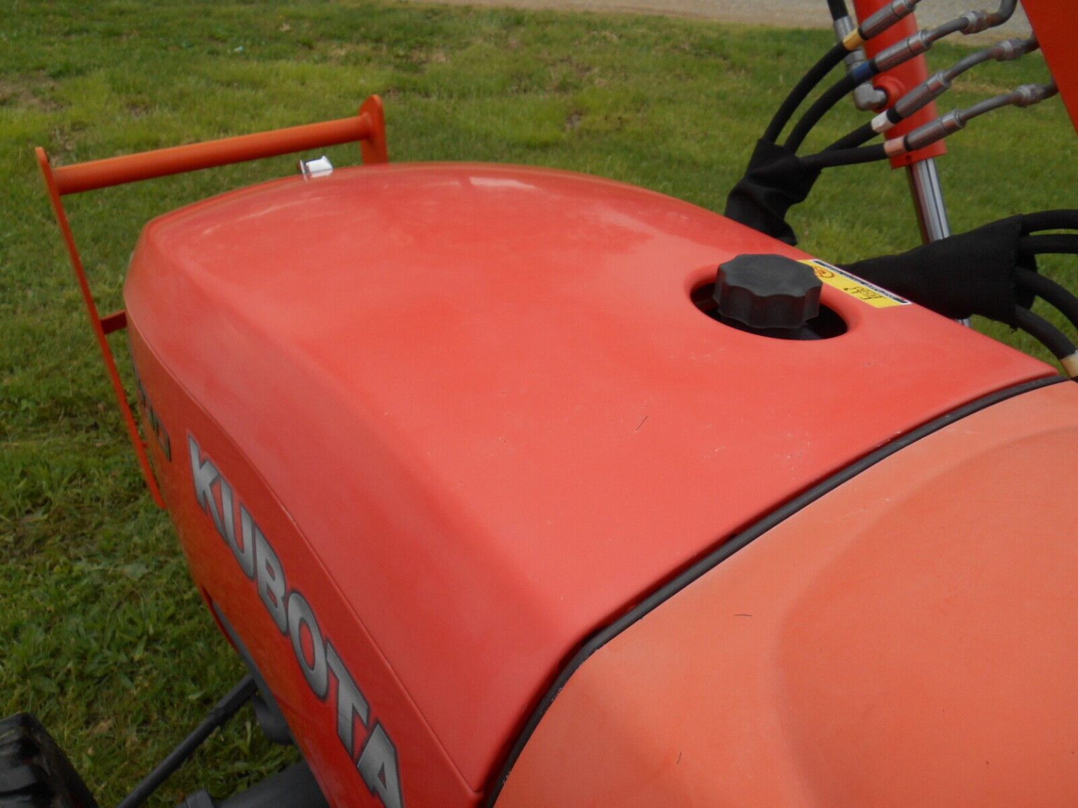 2014 Kubota L3200D Tractor Loader Slasher 8