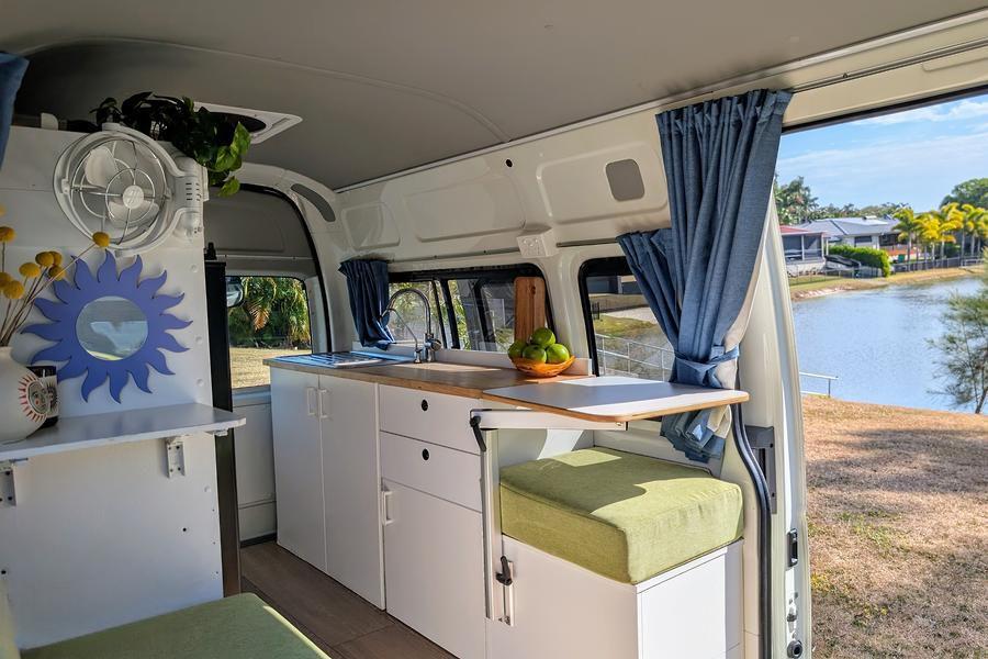 2008 Toyota HIACE Campervan