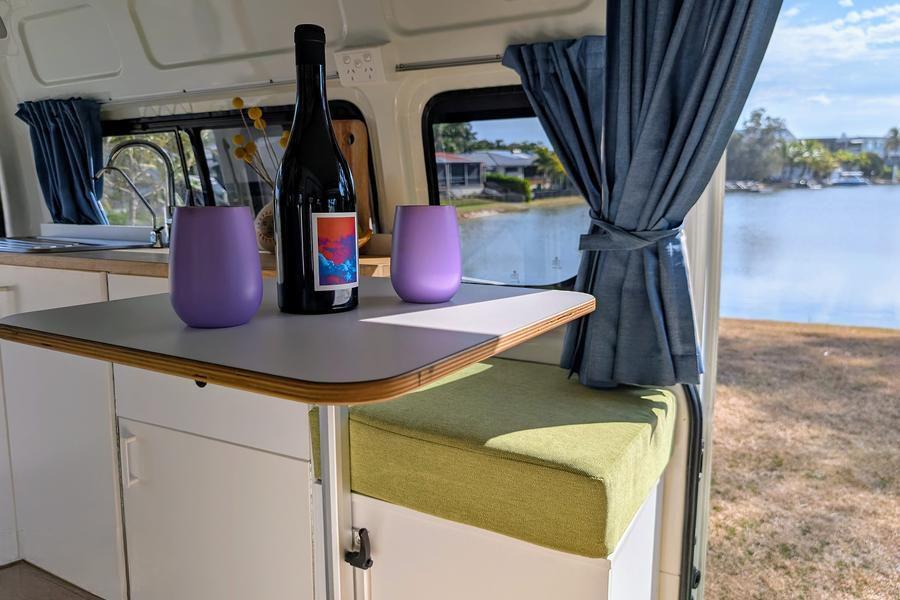 2008 Toyota HIACE Campervan 26