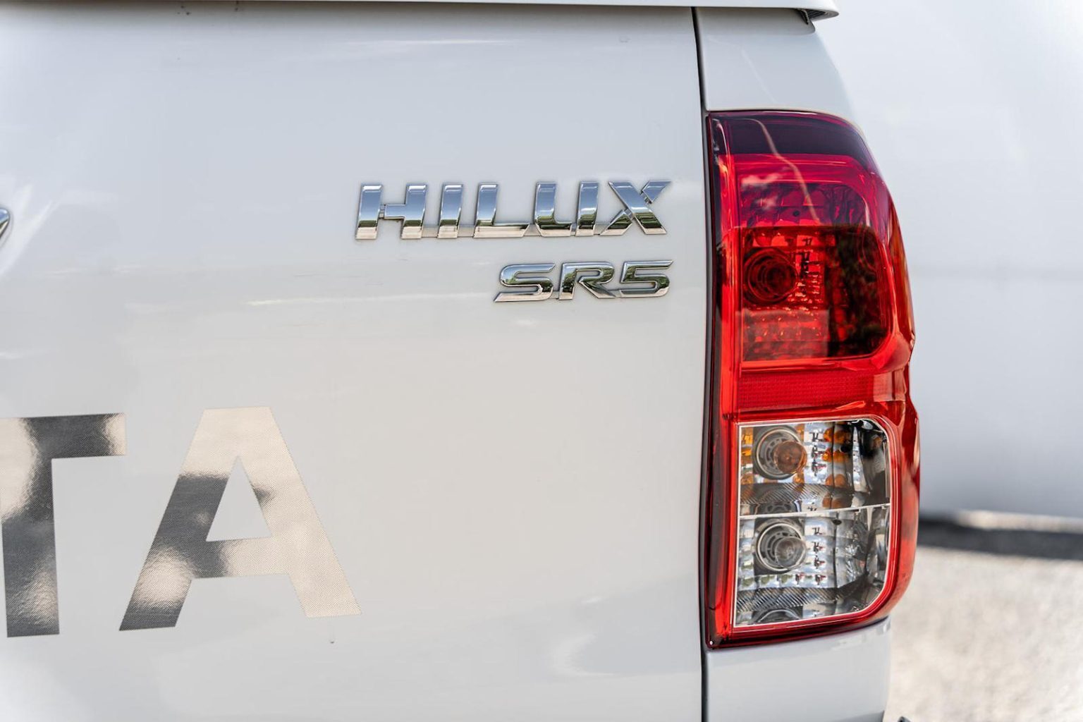 2018 Toyota Hilux SR5 Auto 4x4 Double Cab 19