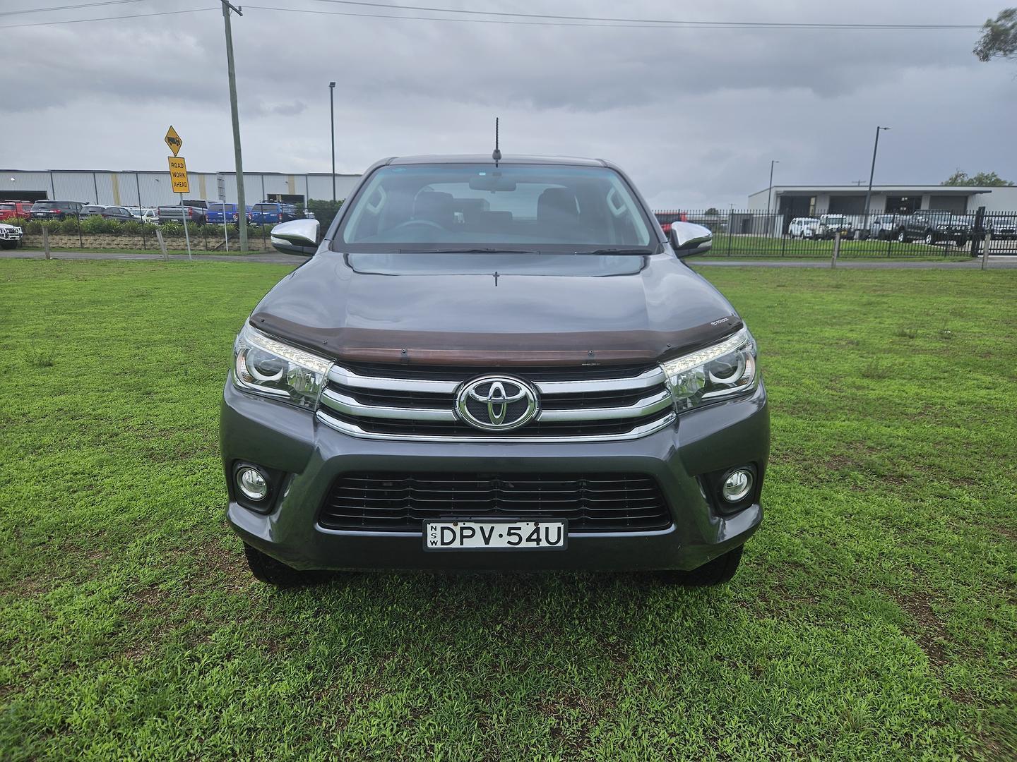 2017 Toyota Hilux SR5 Auto 4x4 Double Cab 13