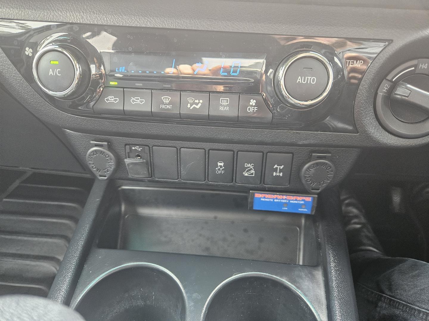 2017 Toyota Hilux SR5 Auto 4x4 Double Cab 14