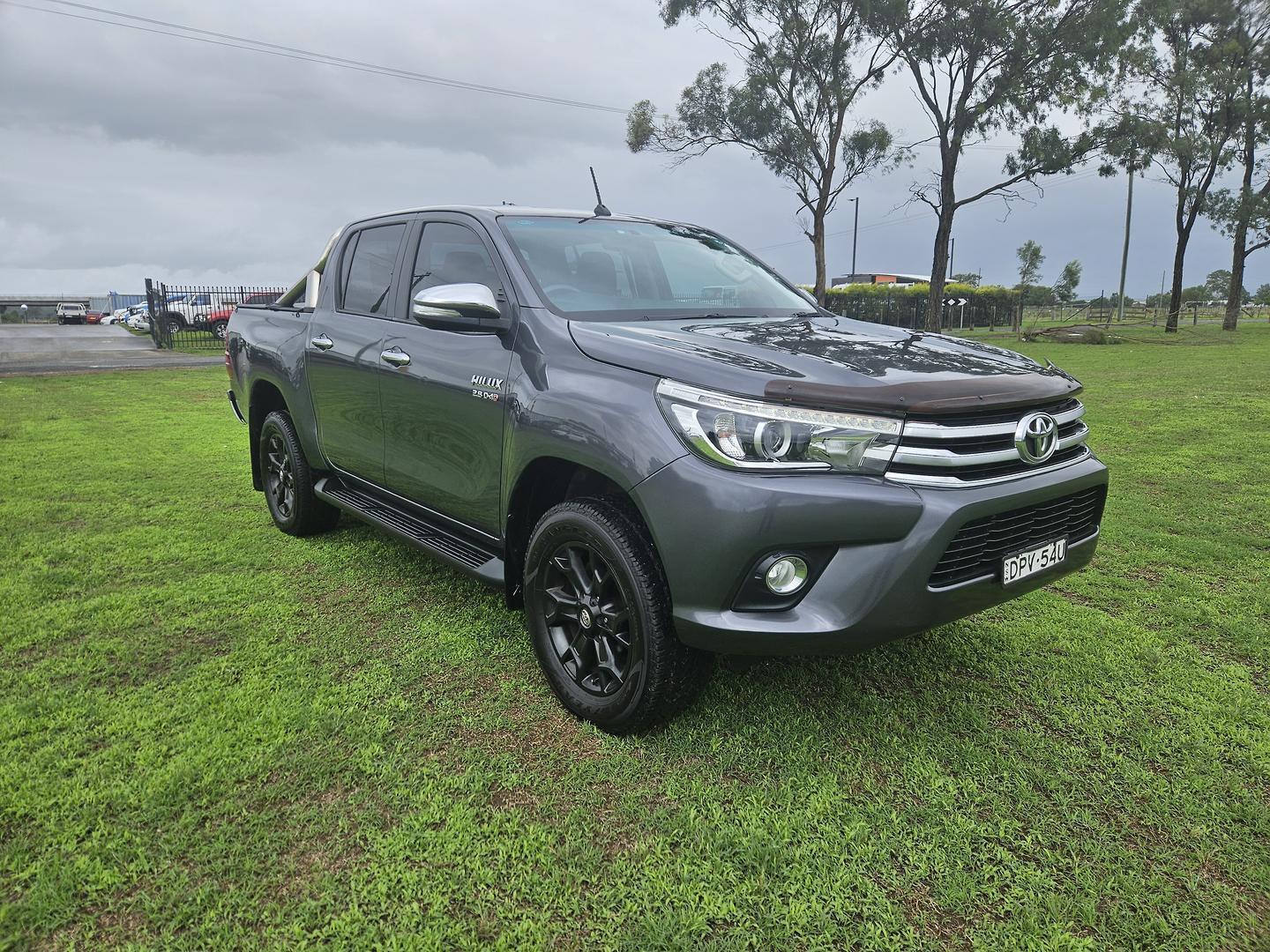 2017 Toyota Hilux SR5 Auto 4x4 Double Cab 16