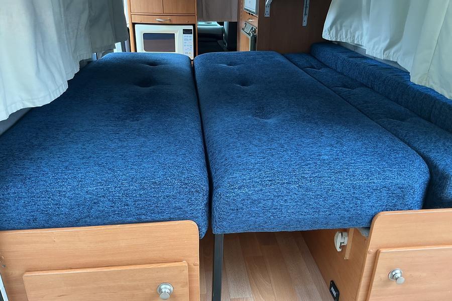 2006 Sunliner Toyota Hiace Pop Top Campervan
