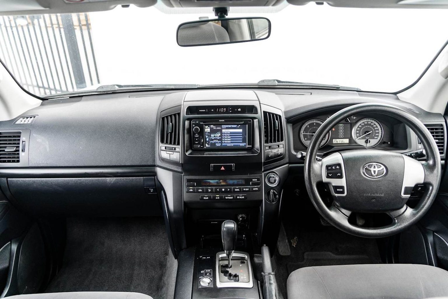 2015 Toyota Landcruiser GXL Auto 4x4 MY13 8