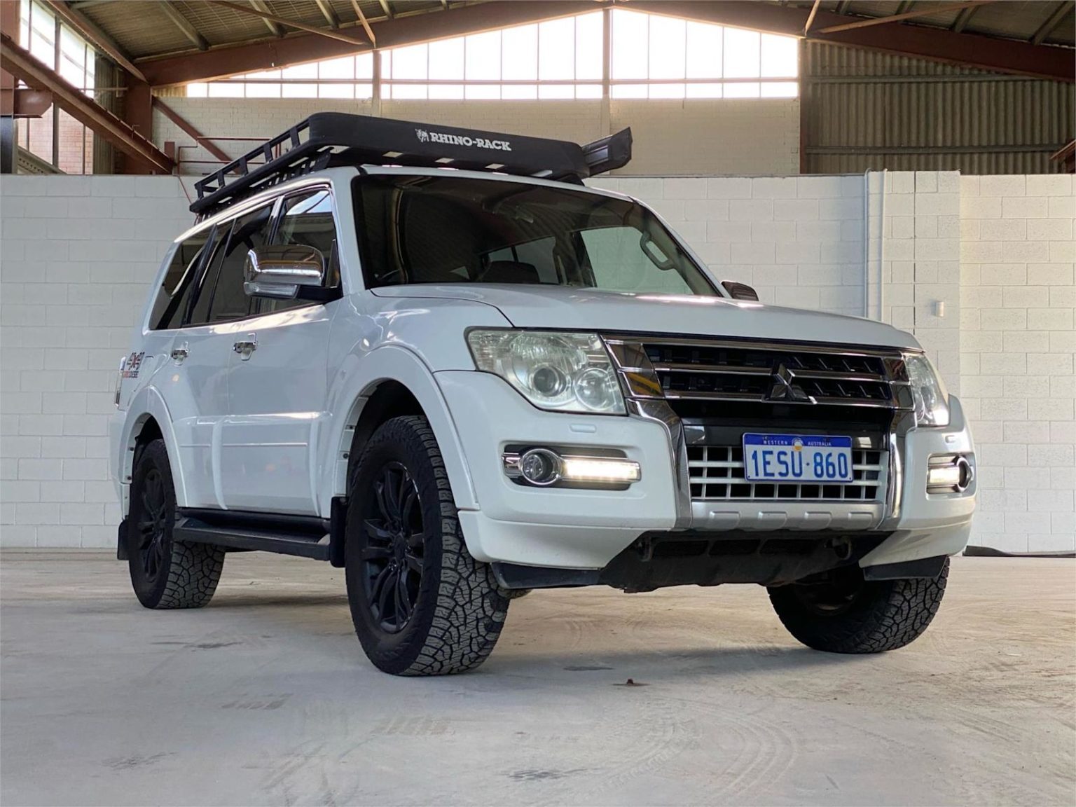 2015 Mitsubishi Pajero GLS NX