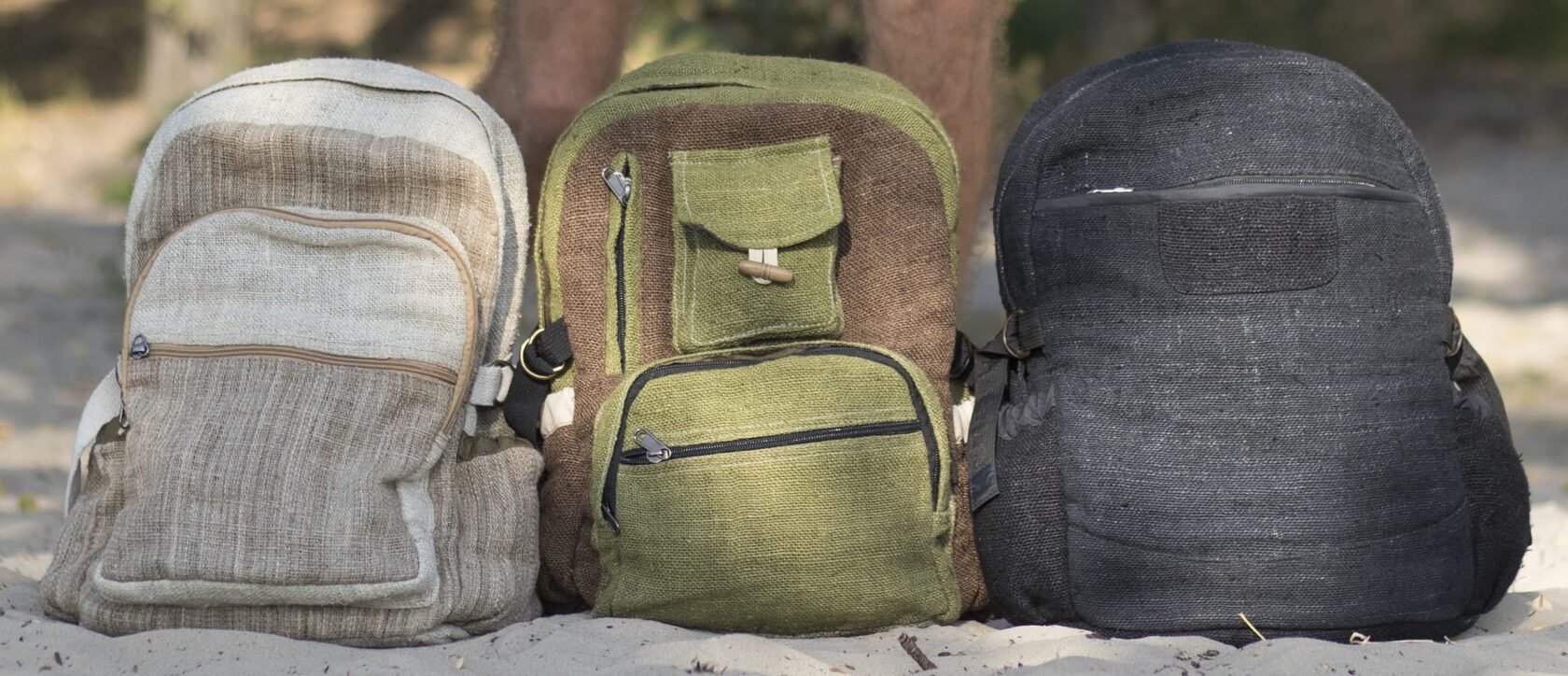 Mochilas BYHEMP de distintos tamaños