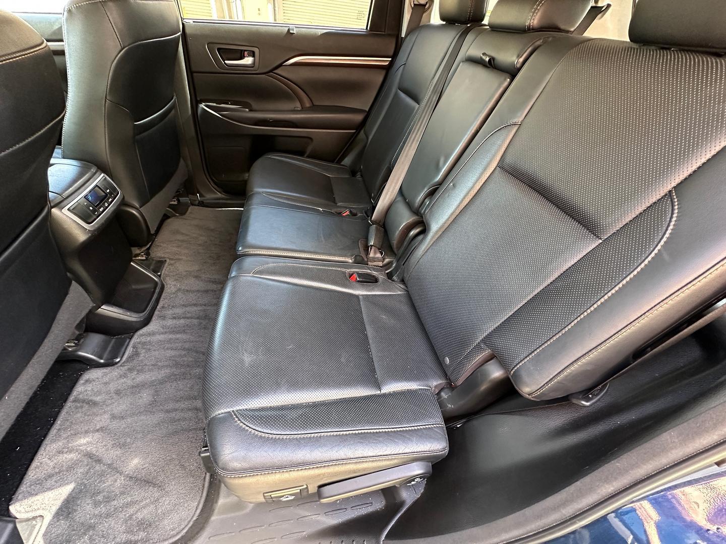 2016 Toyota Kluger Grande Auto 2WD 21