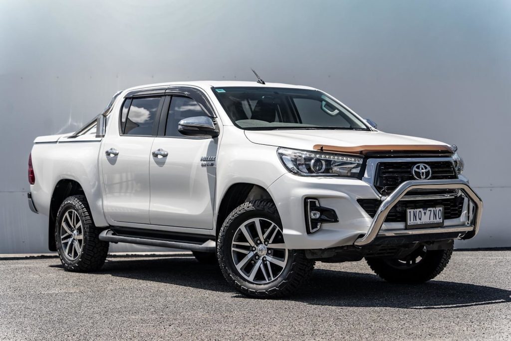 2018 Toyota Hilux SR5 Auto 4x4 Double Cab 23