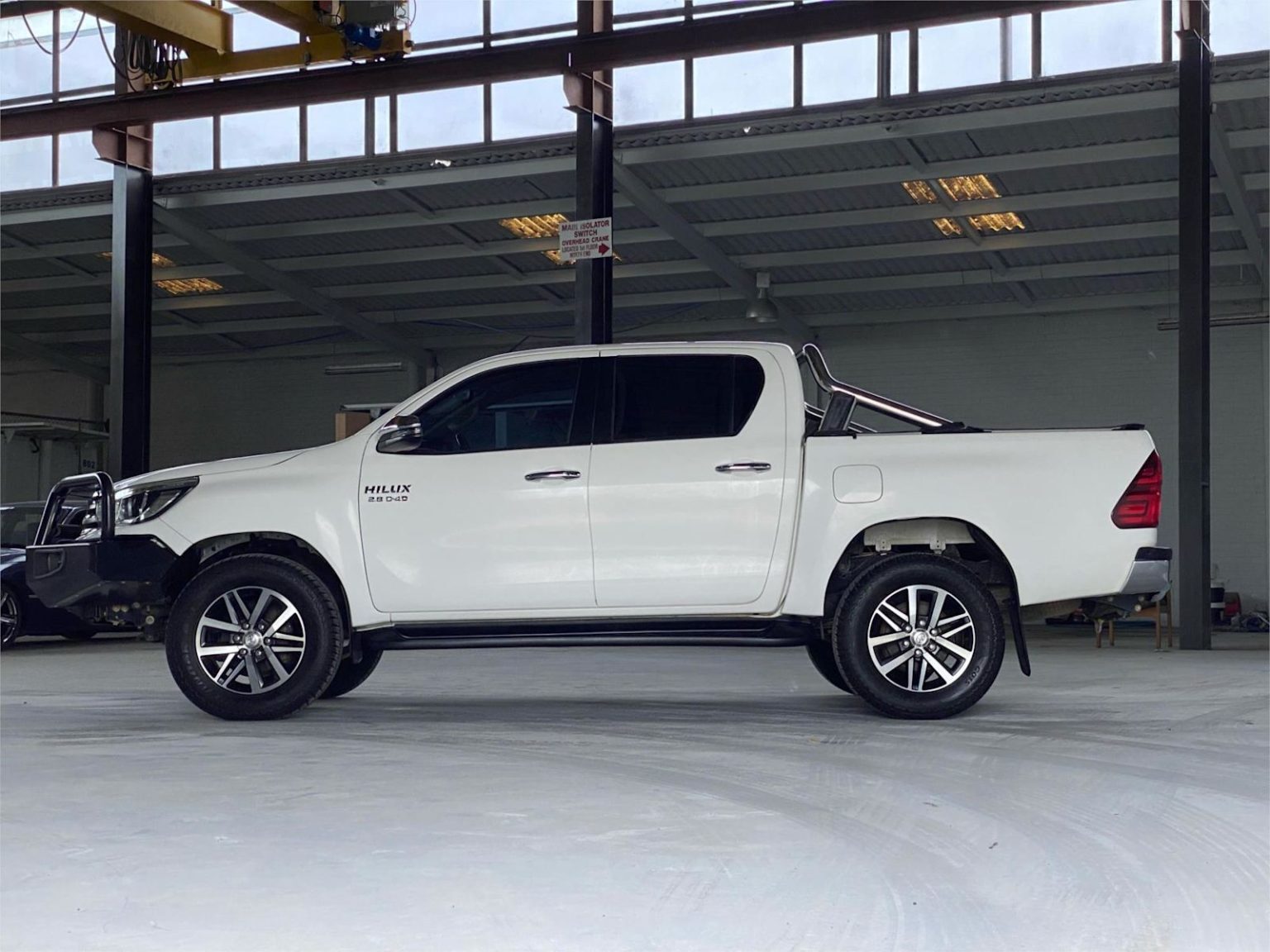 2017 Toyota Hilux SR5 (4x4) GUN126R MY17 4X4 21