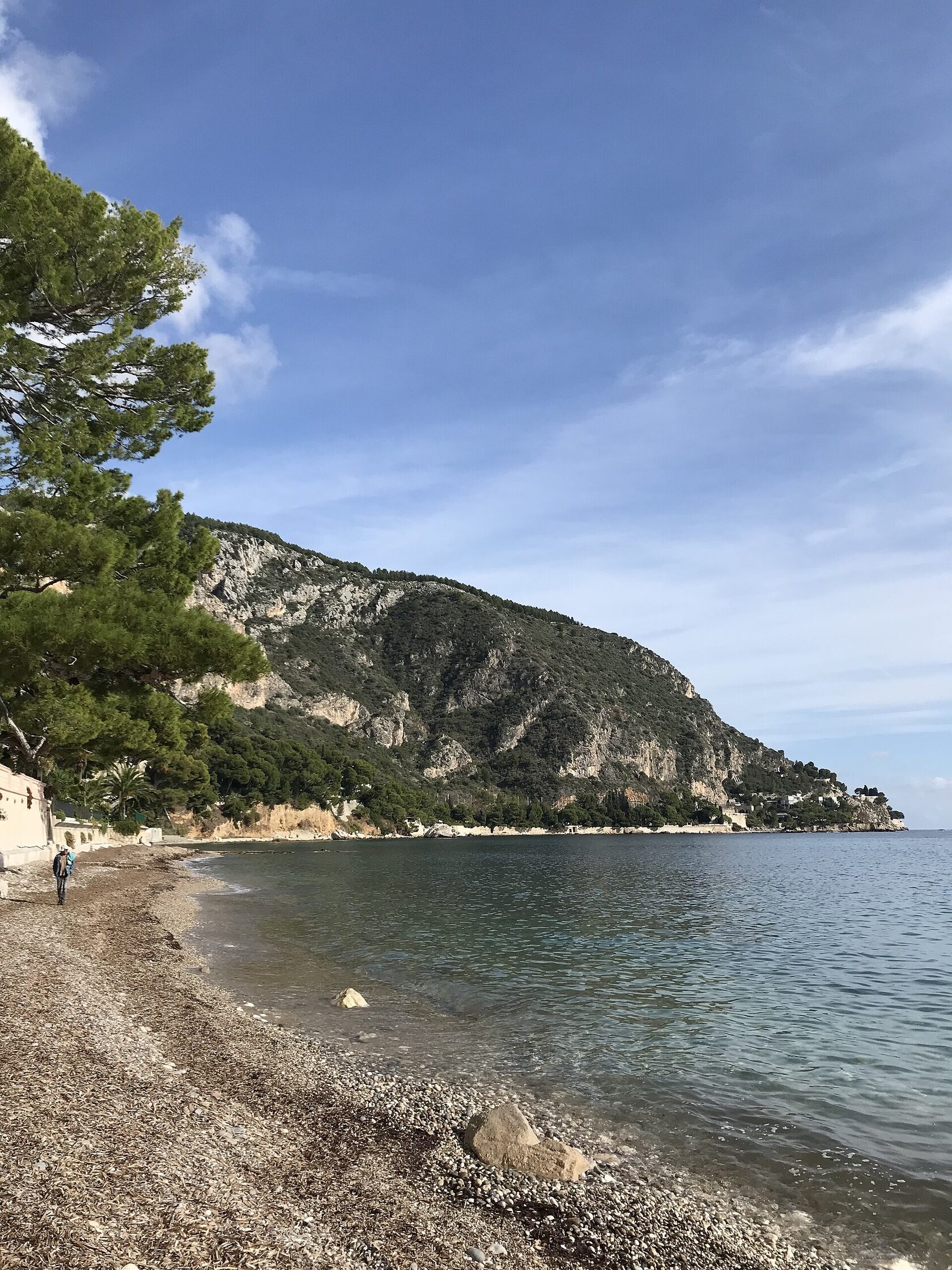 Èze-sur-Mer beach at the foot of the slopes