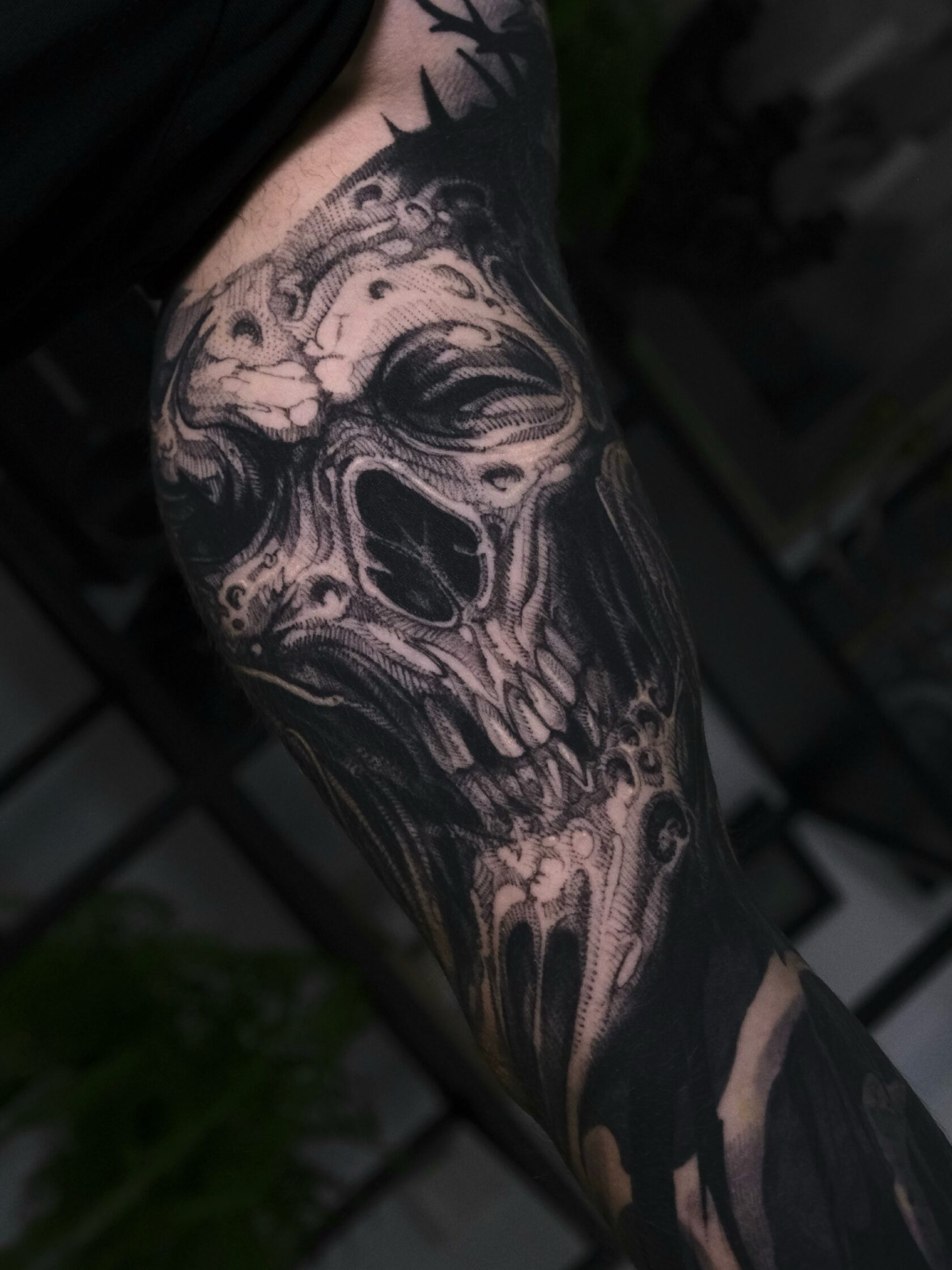 Dark Graphik Tattoo von Nikolaj – Arbeit 7