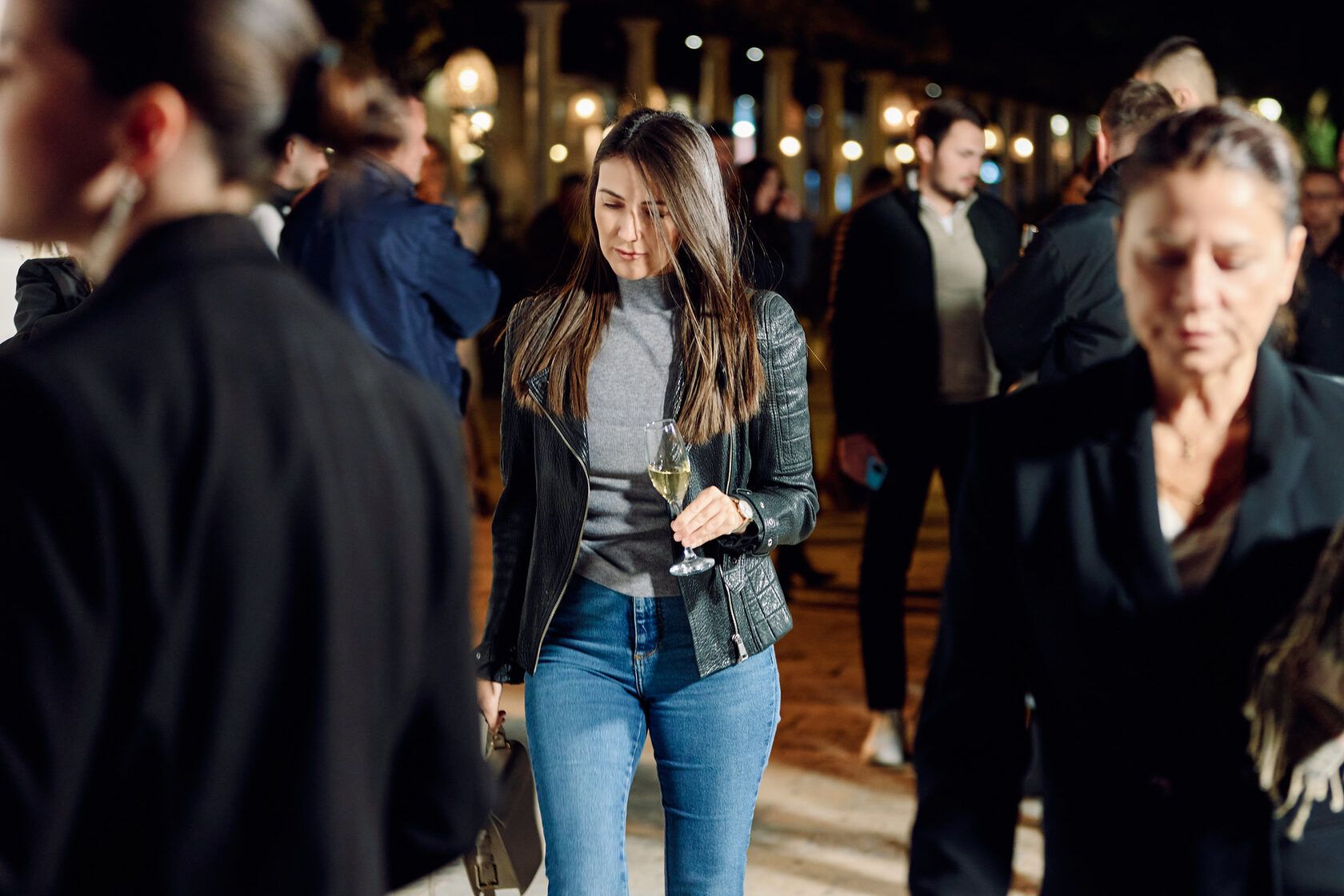 Guests arriving at the show