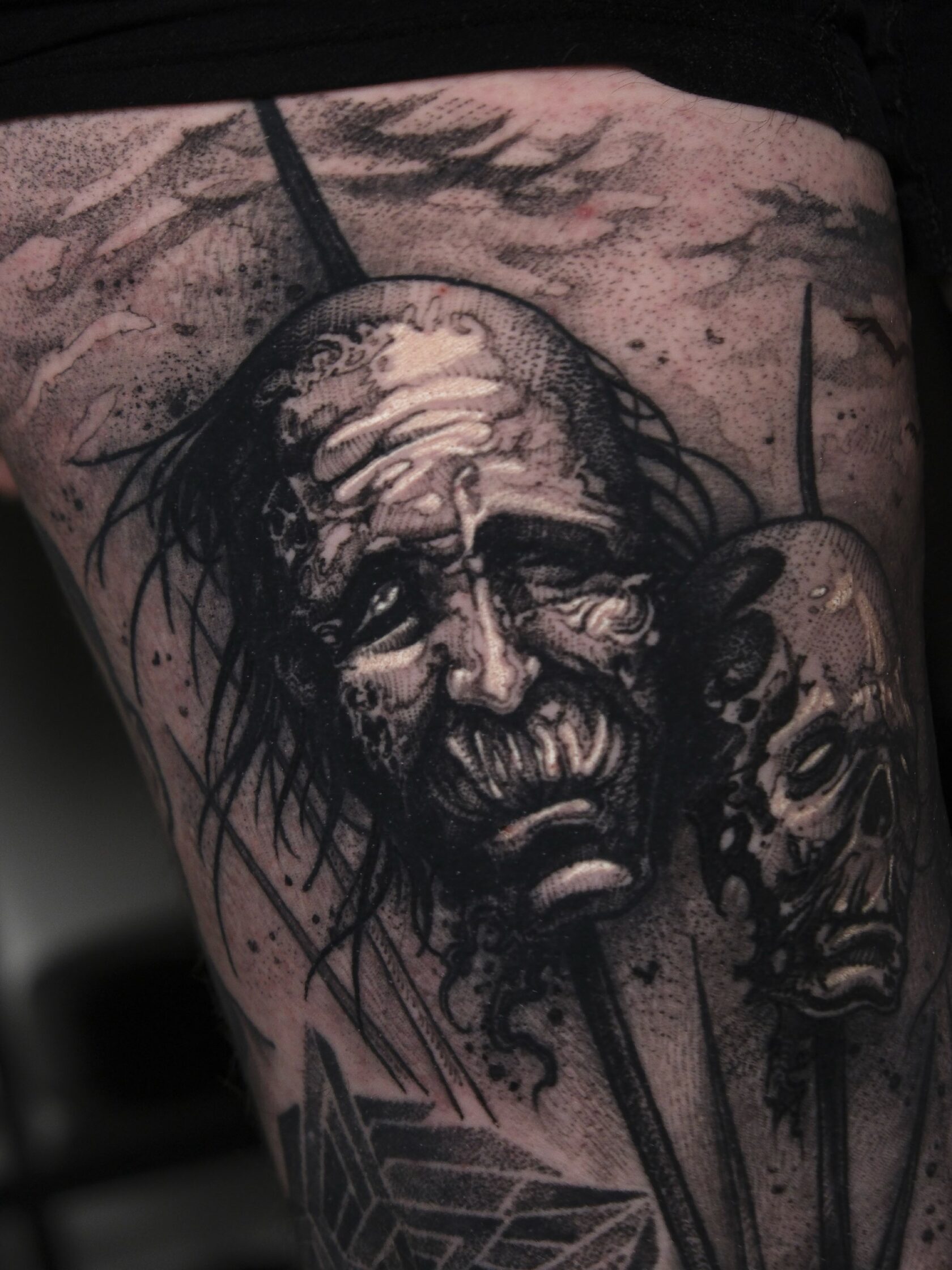 Dark Graphik Tattoo von Nikolaj – Arbeit 9
