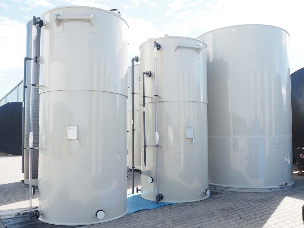 Tanks for acids, alkalis and chemical reagents