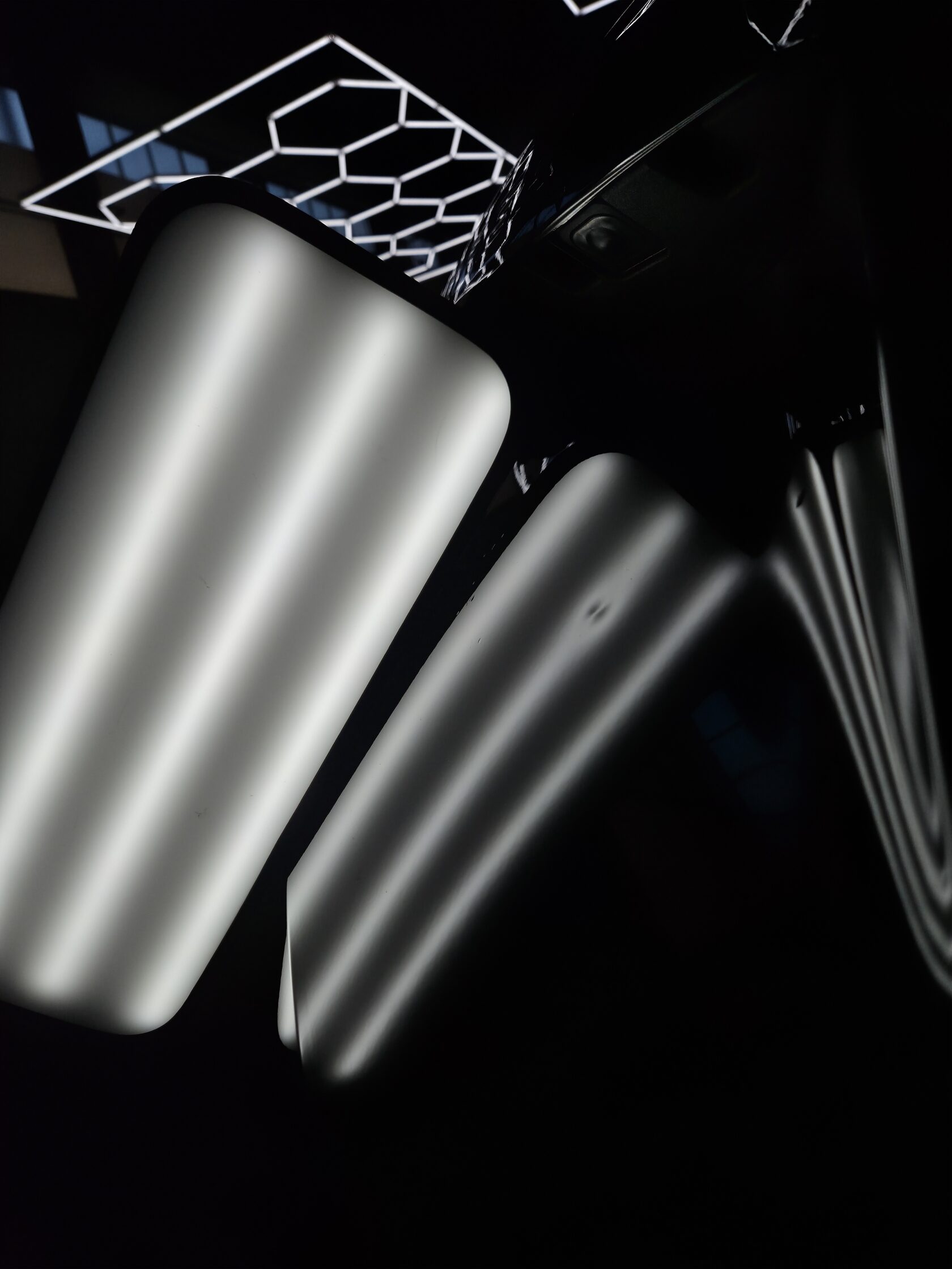 Fahrzeug in der Halle der Car Concept Manufaktur in Engelsbrand