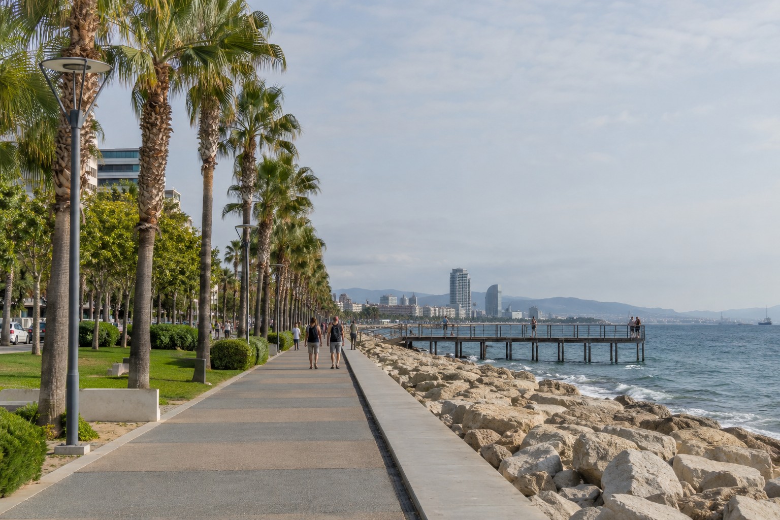 Limassol · promenada i pomosty Molos
