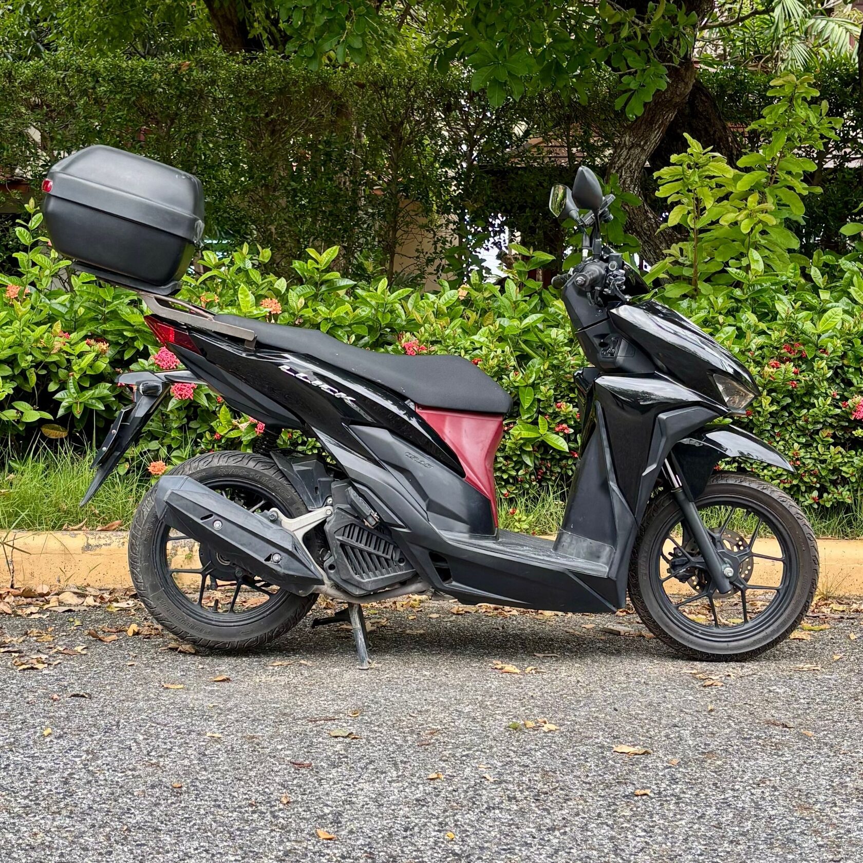 Honda Click 125i rental Pattaya — fuel-efficient and reliable city scooter