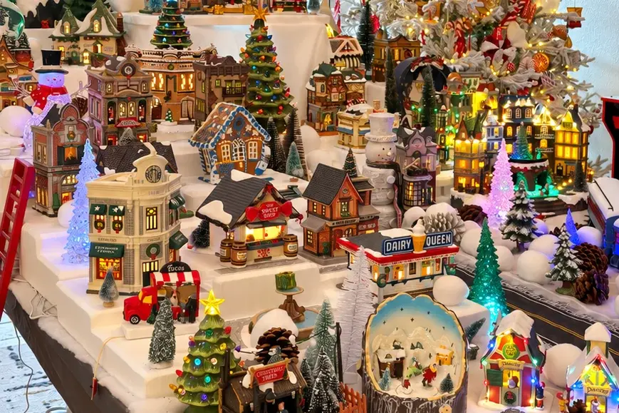 The little Christmas village and its tree — a New Year's Eve dinner at home by Miami private chef Marina Staver