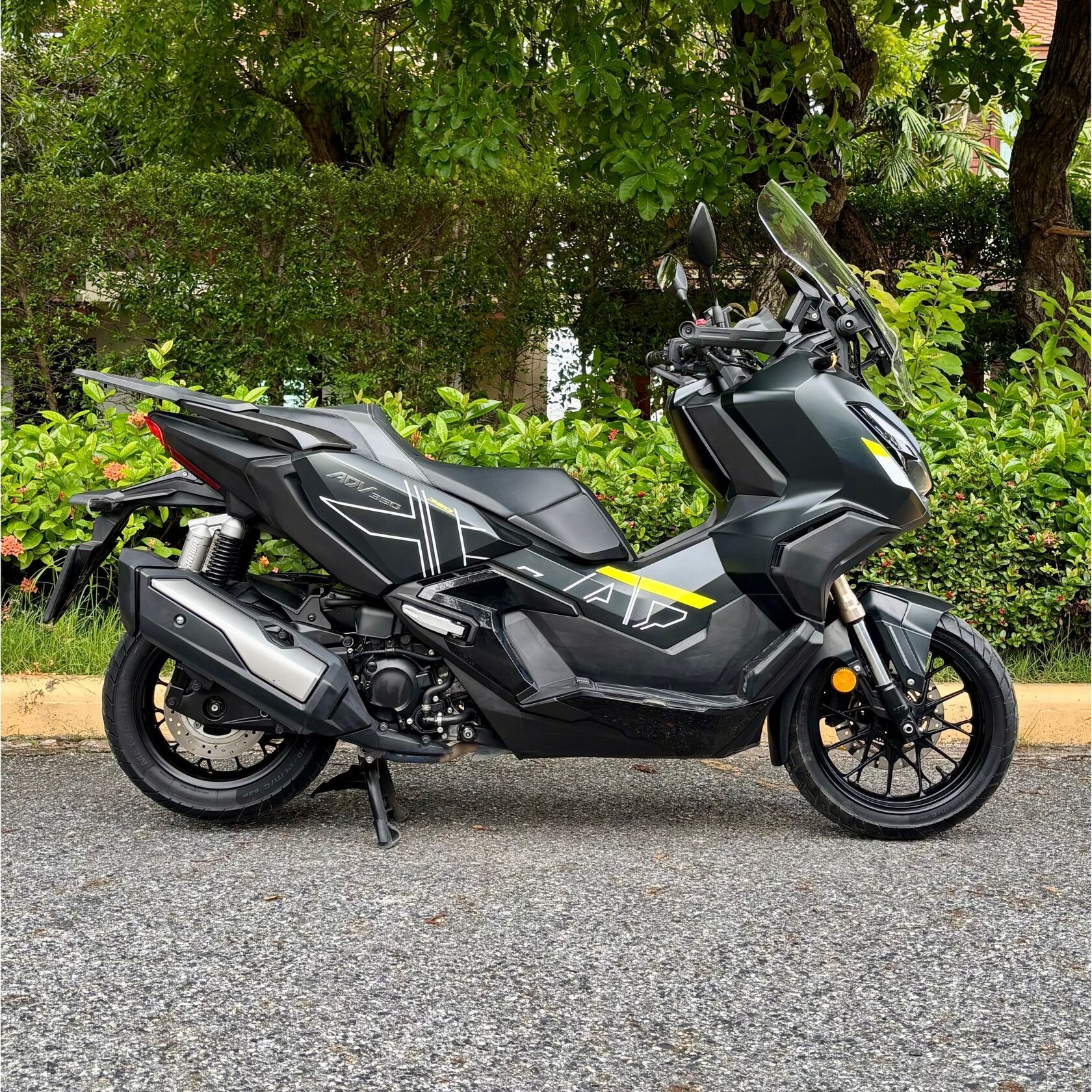 Honda ADV 350 2025 rental Pattaya — black matte premium maxi-scooter