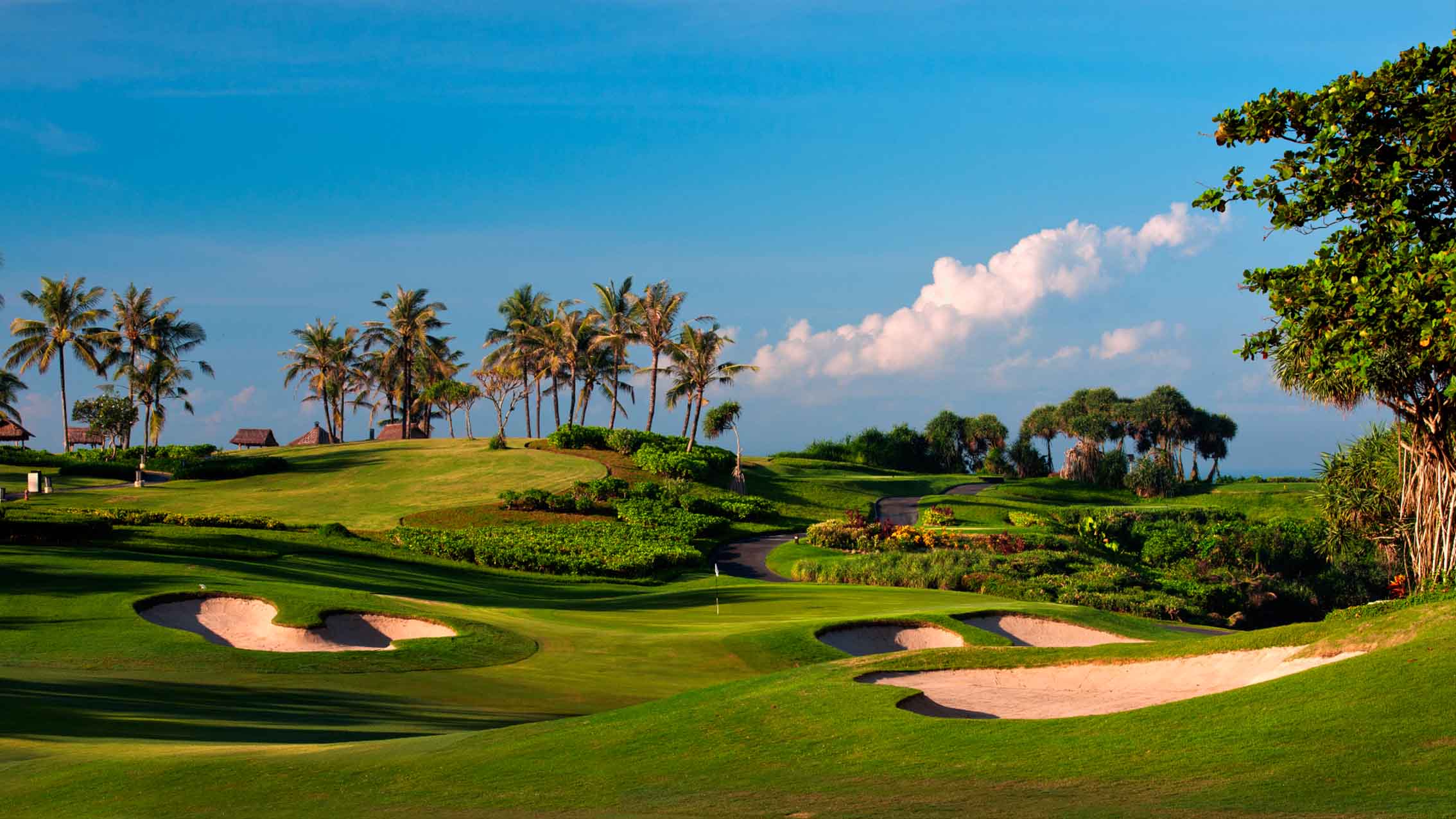 New Kuta Golf fairway on the Pecatu cliffs