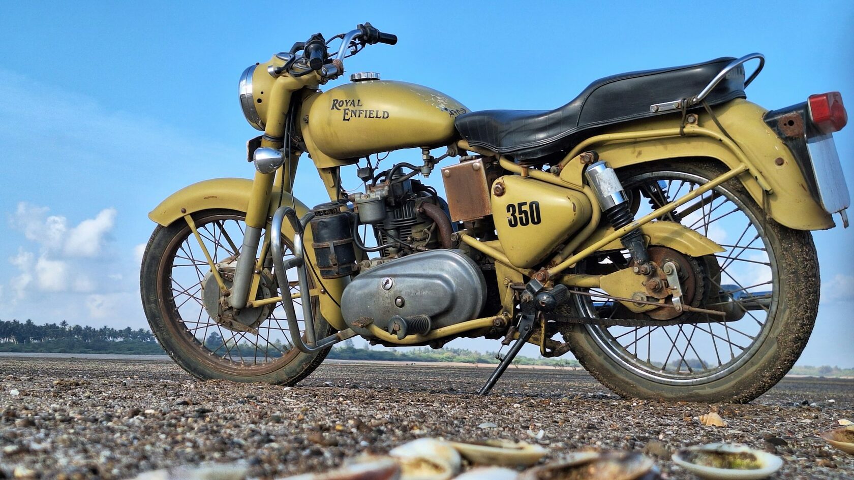Royal Enfield Bear 650 scrambler available for rent in Pattaya