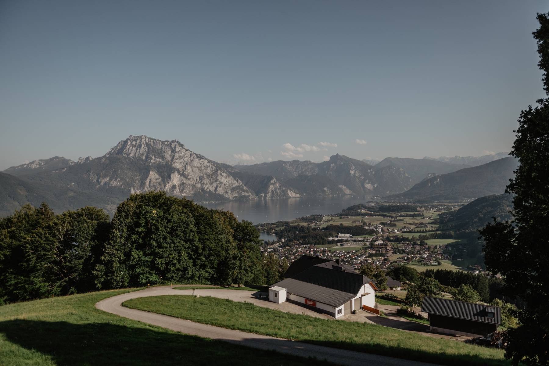 Panoramic view over an Austrian mountain lake and valley, scenic backdrop for weddings and elopements