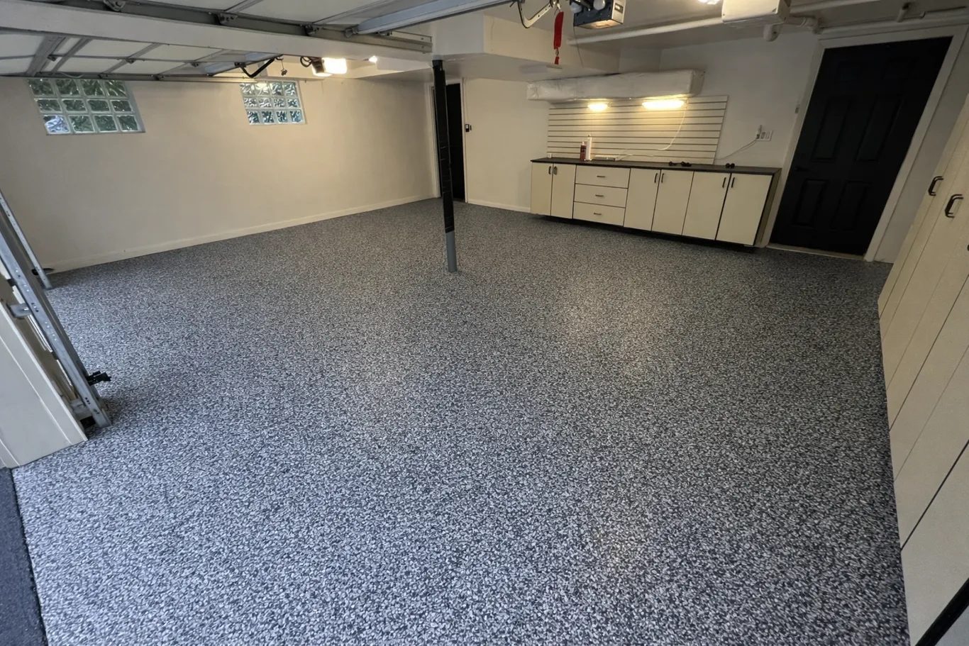 Garage epoxy flake floor coating, Hollywood FL