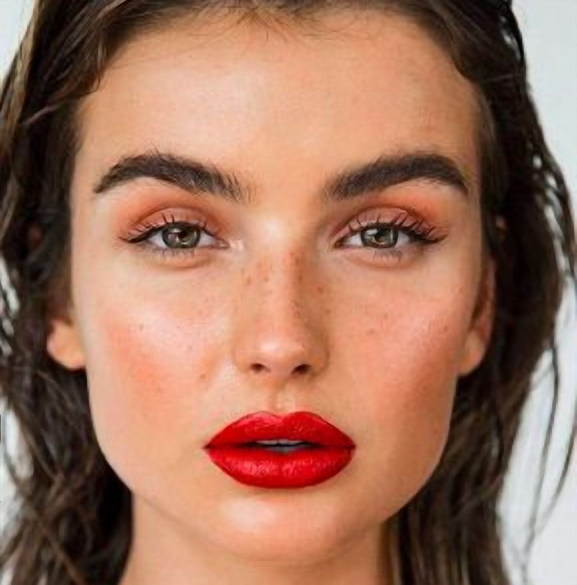 Bobbi Brown