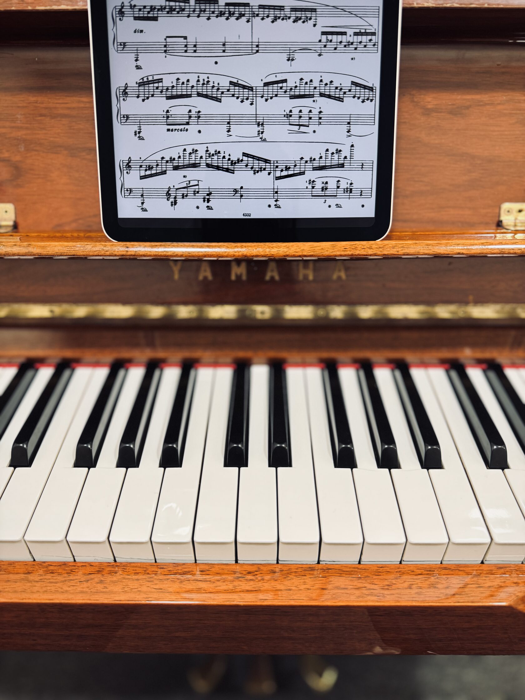 Online piano lesson