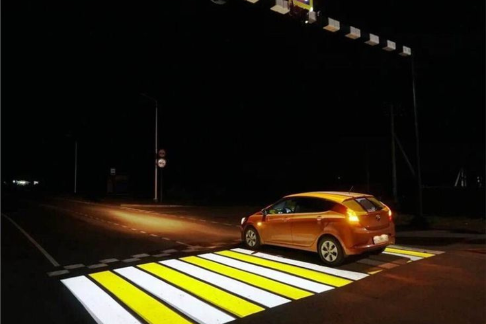 Gobo projection visibility assessed under ambient lighting