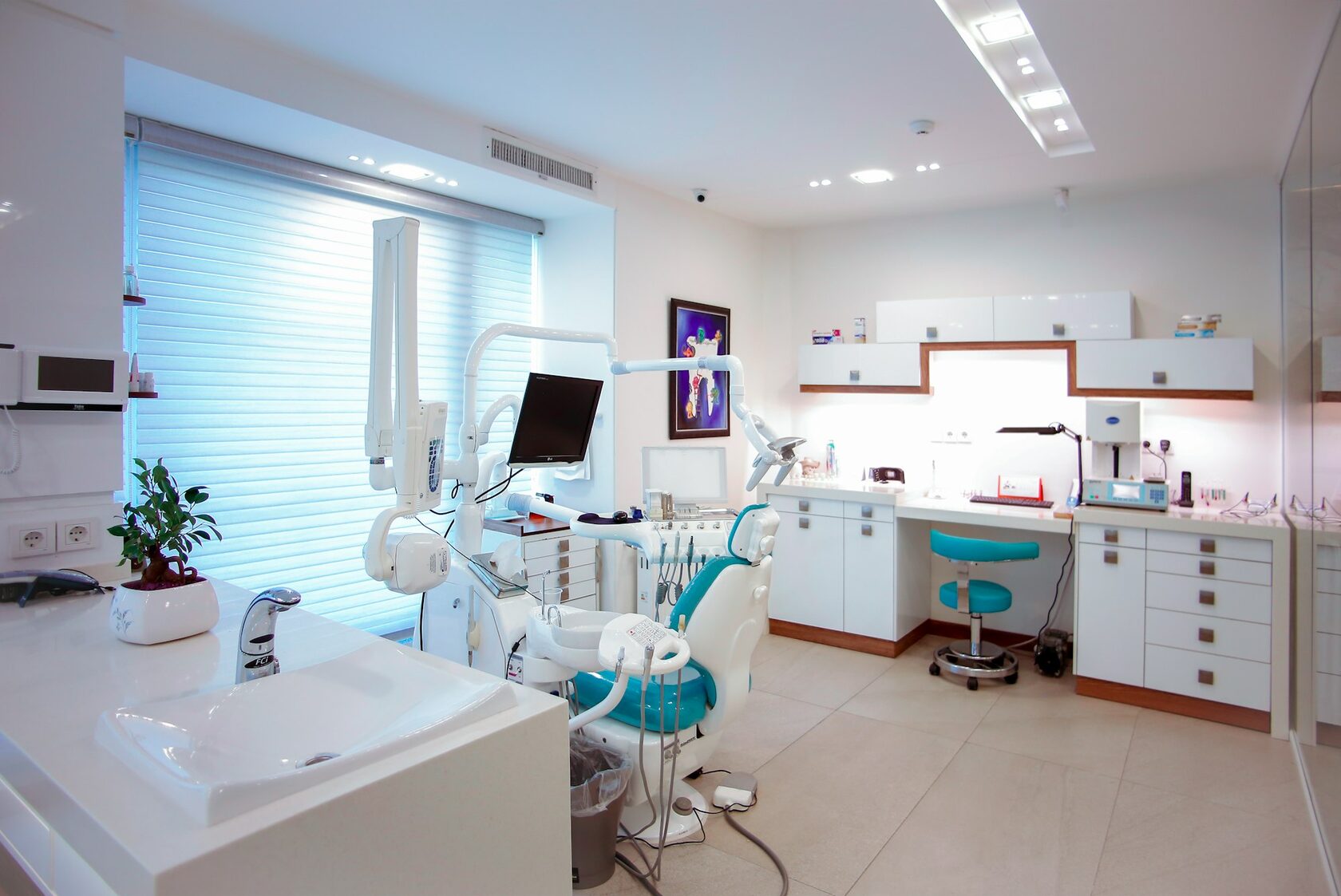 Современная стоматологическая клиника Expert Dental