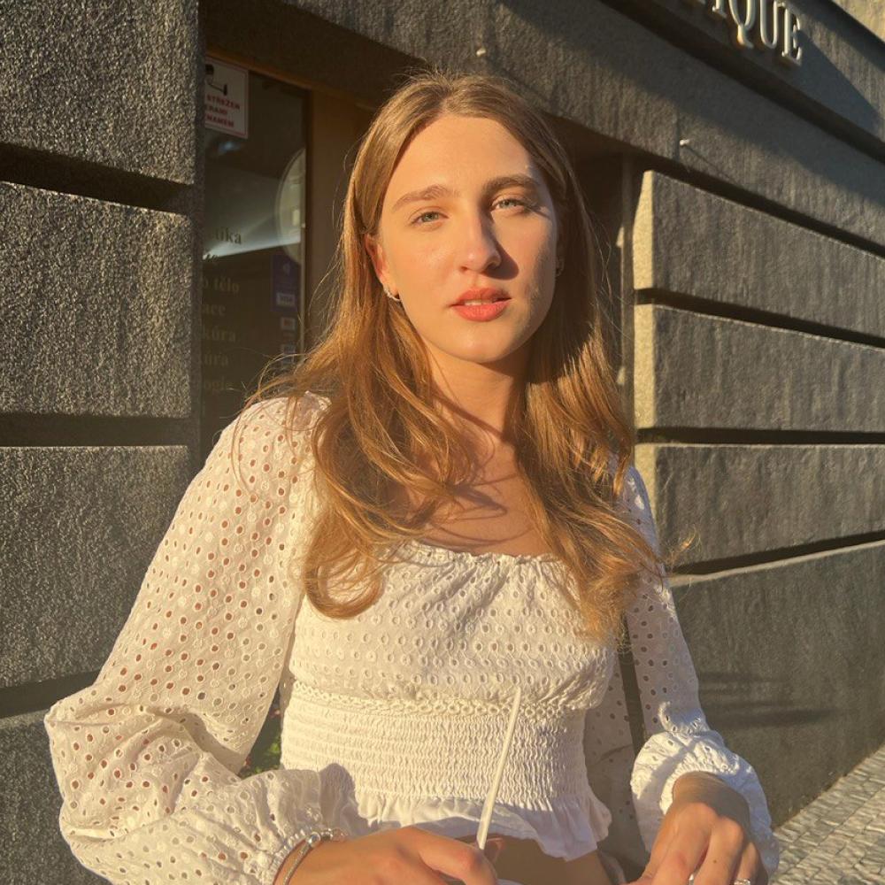 С языковыми курсами чешского языка от KOVER Вы точно поступите в университет мечты в самом центре Европы! 