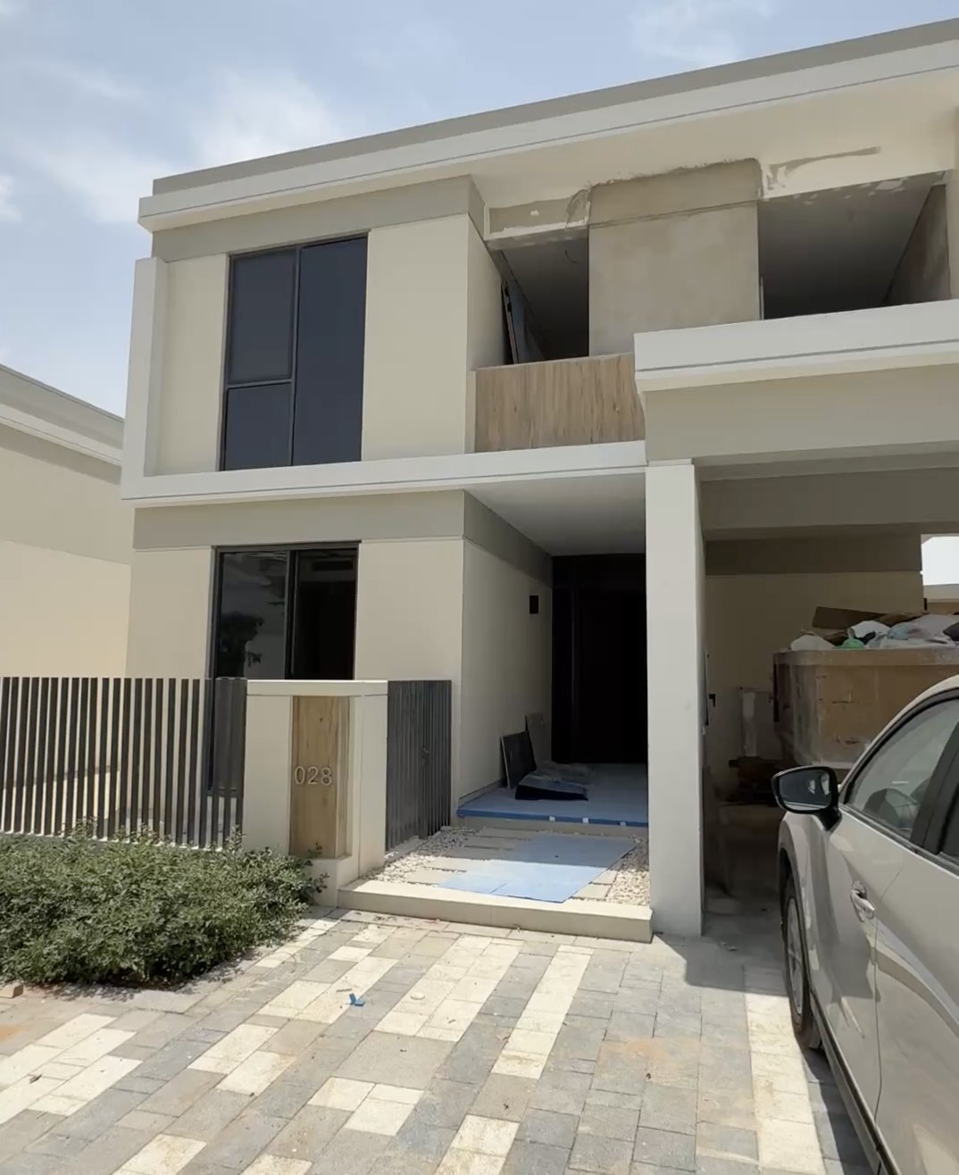 Tilal Al Furjan Villa — villa exterior