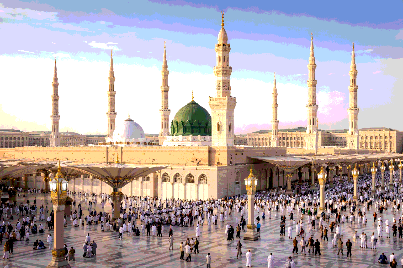 https://static.tildacdn.net/tild3134-3635-4265-b130-303035343538/Masjid_an-Nabawi_1.png