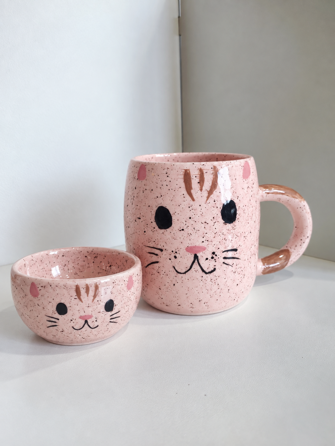 pottery 