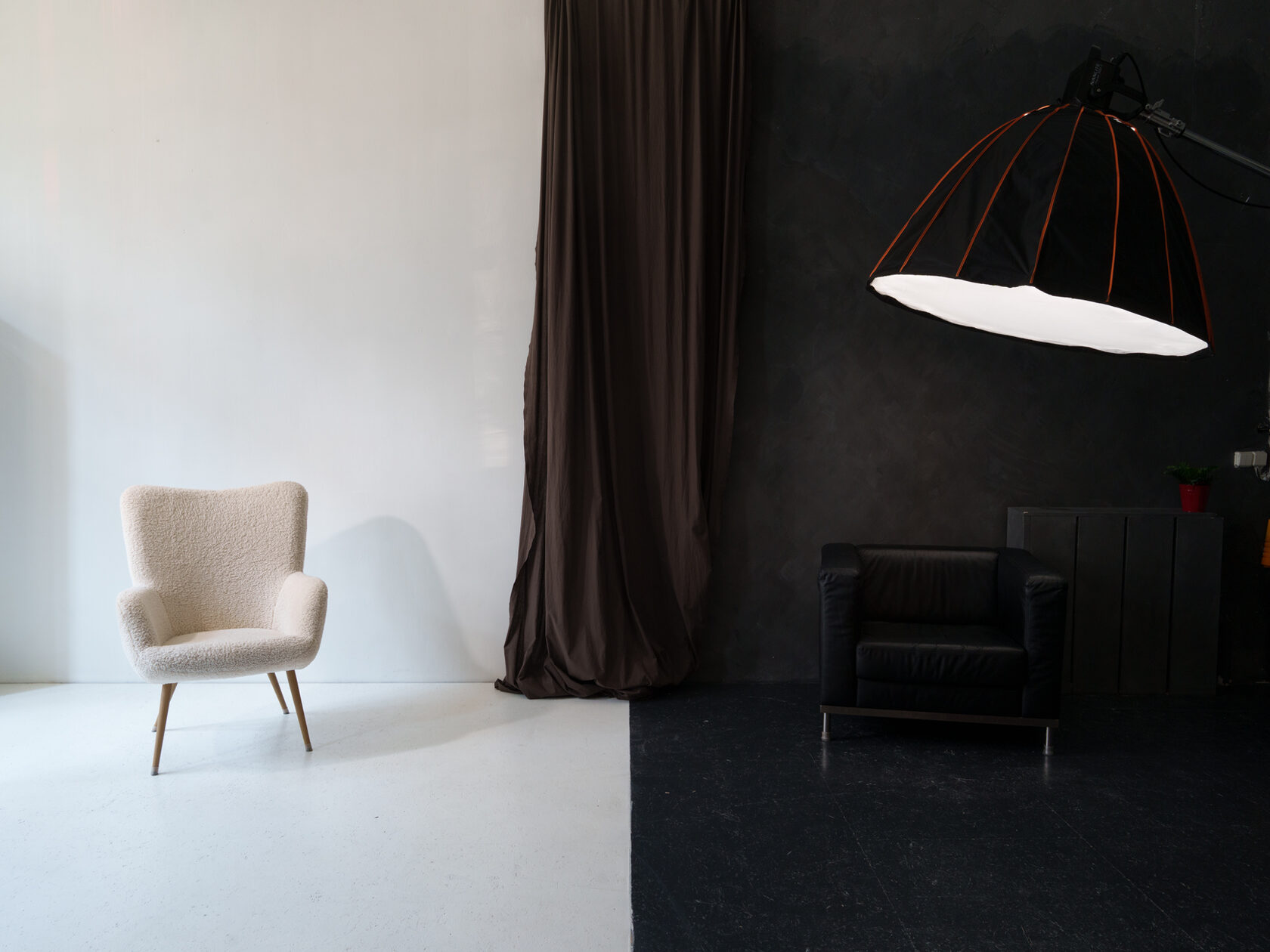 Fotostudijos nuoma Vilniuje — klasikinė studija