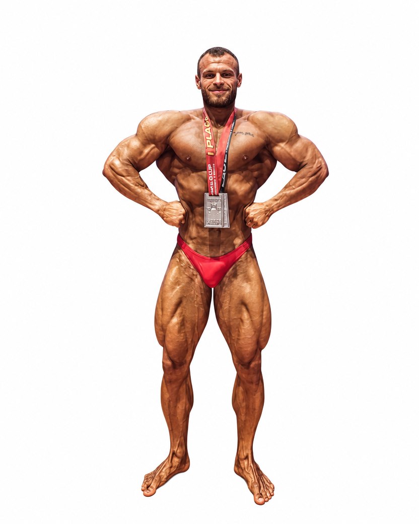 Илья — чемпион мира по бодибилдингу