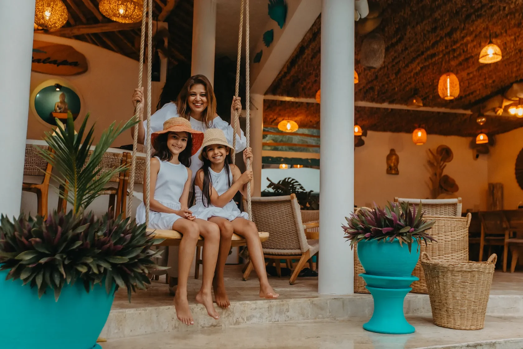 Natural family photography Villa Palapa Bophut — cinematic Koh Samui session