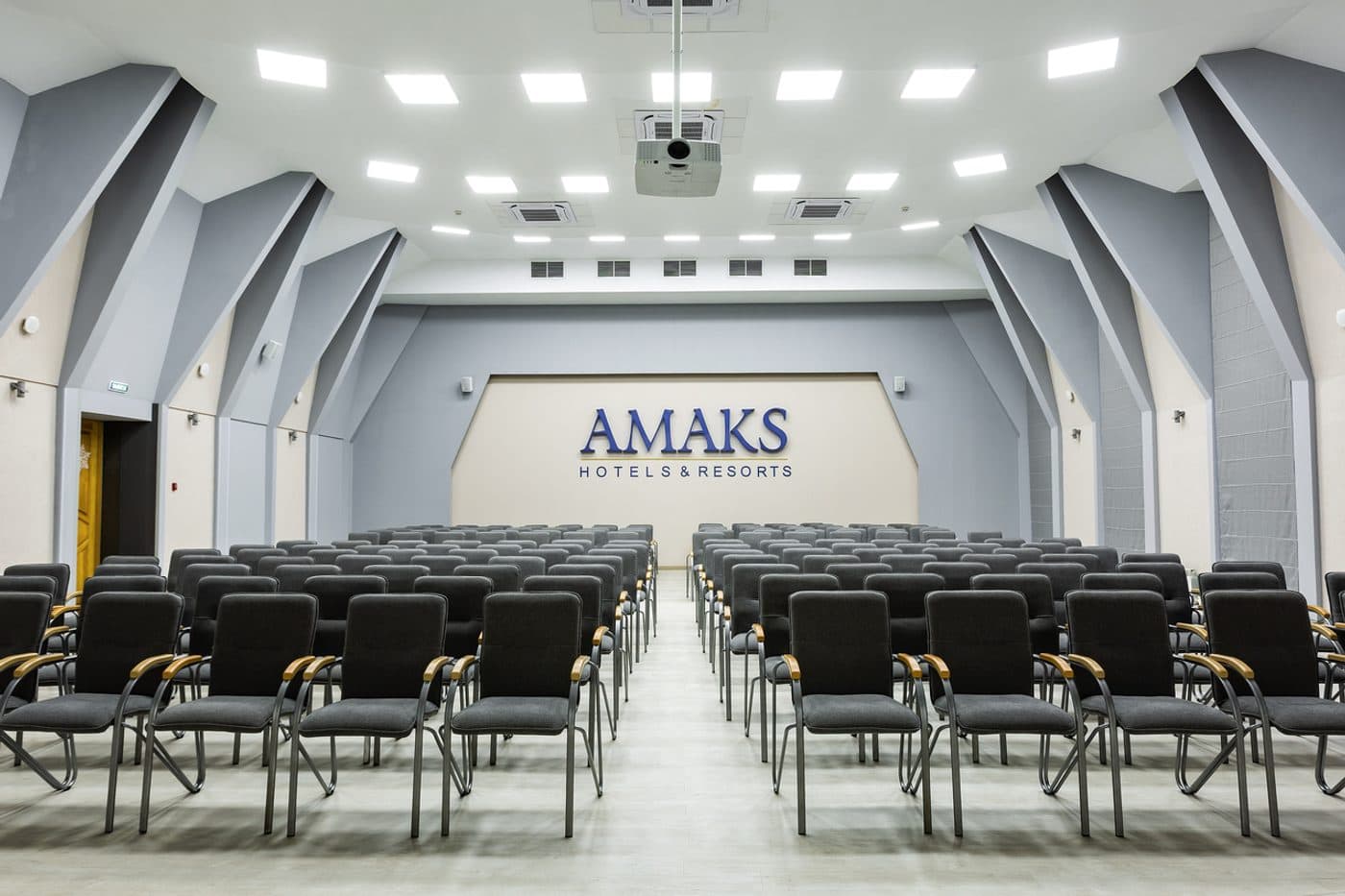 Конференц-зал АМАКС