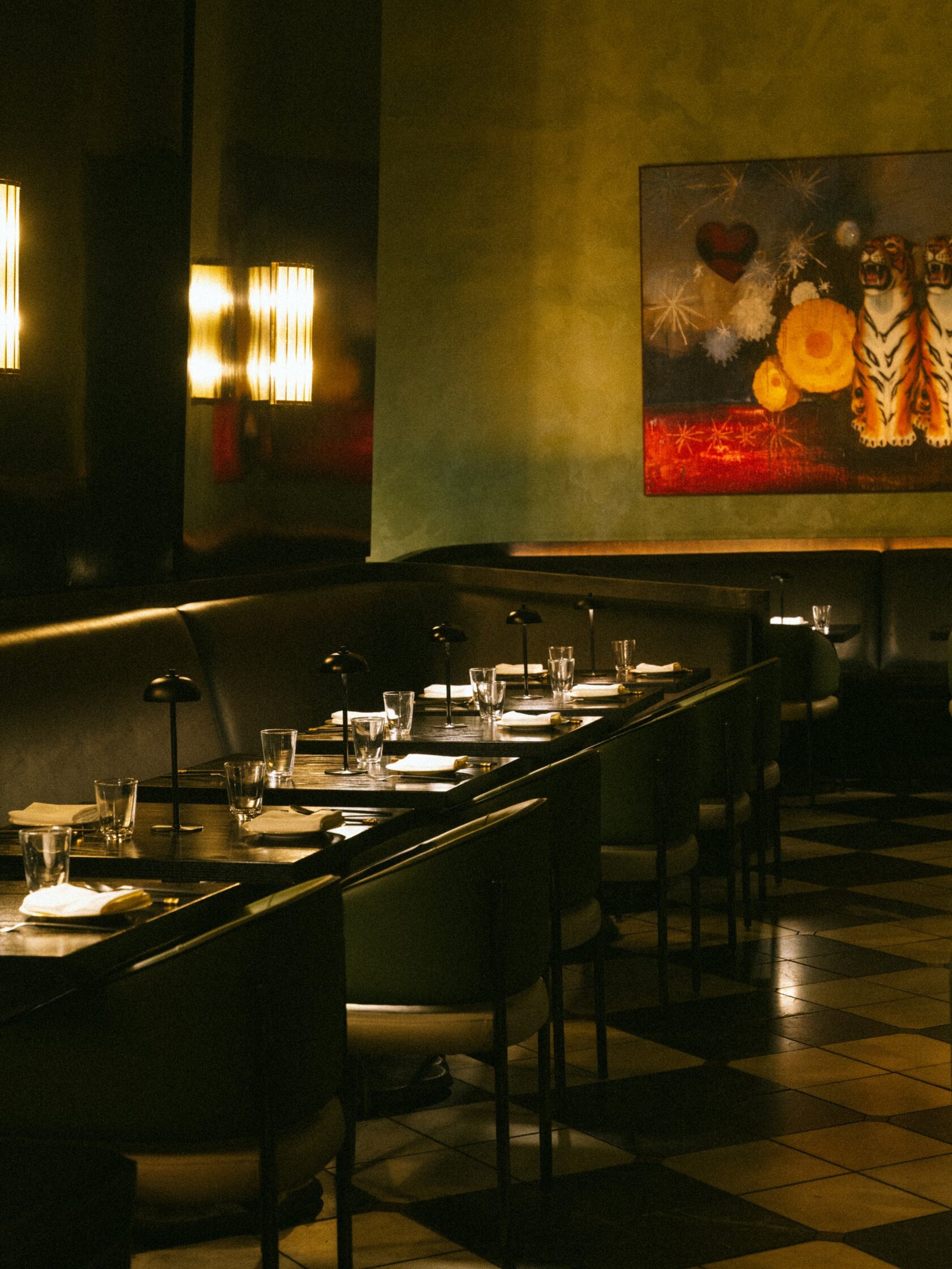 Tiger Tiger dining room with tiger painting