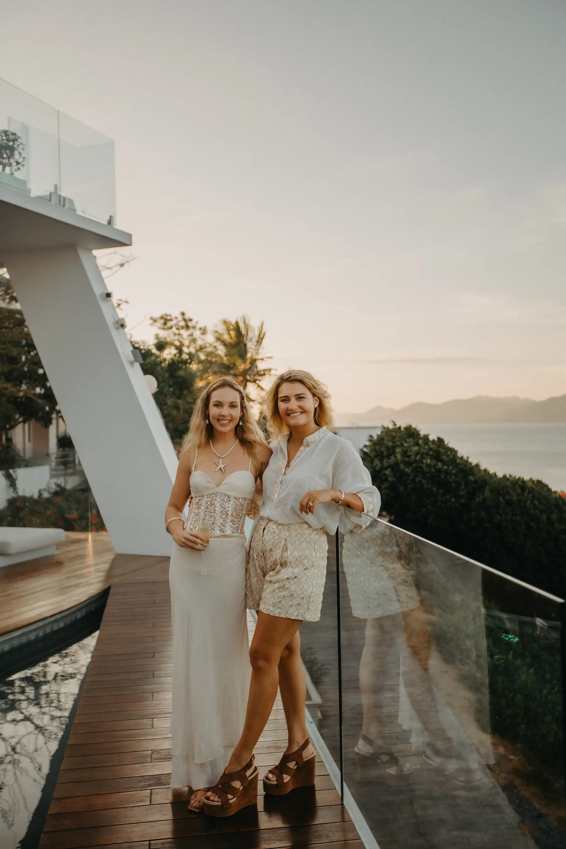 Group event photography at Koh Samui villa — large family celebration natural light mobile