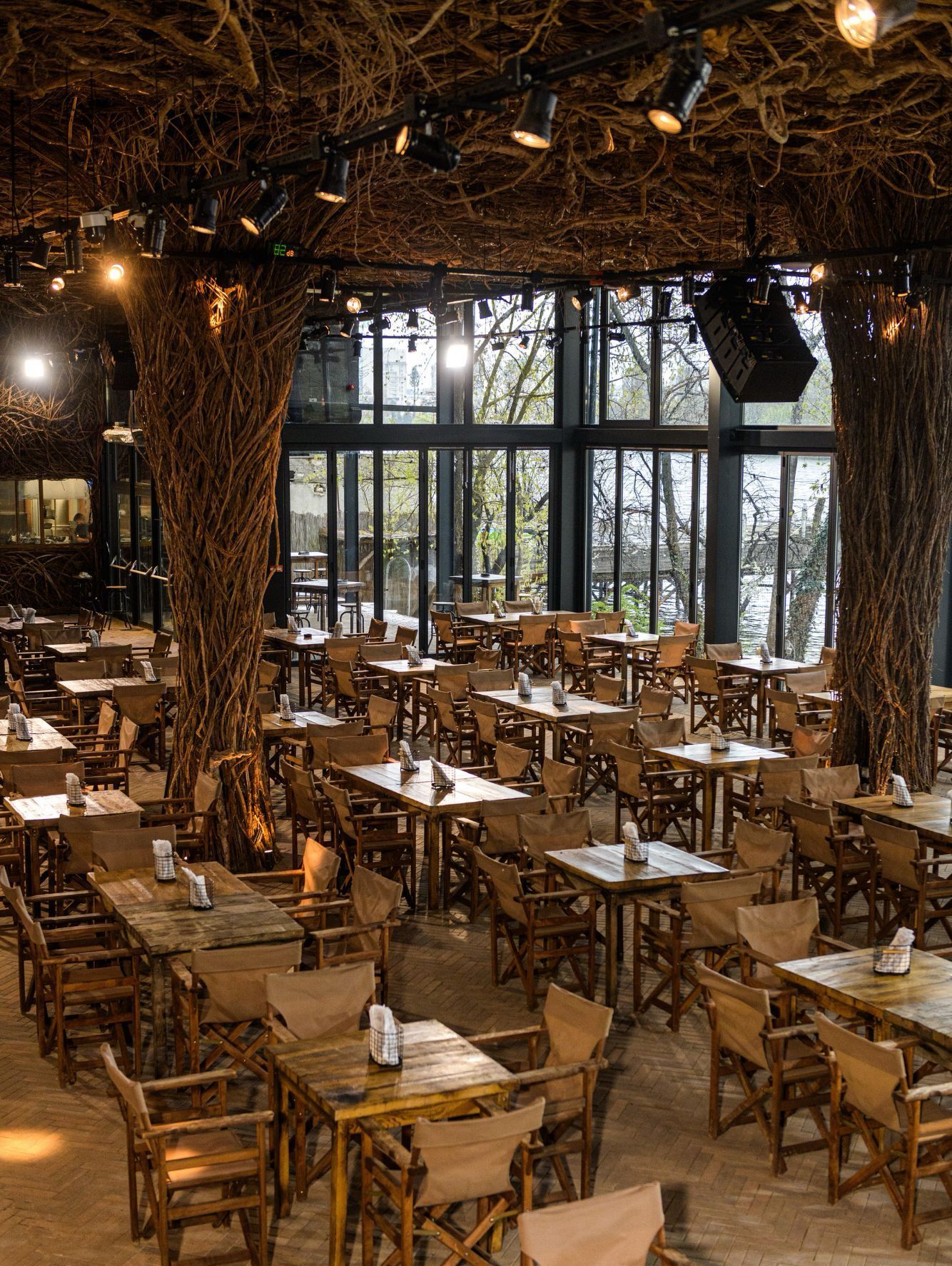 Indigen Restaurant and Bar (HOME)